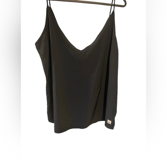 NWT Vuori villa cami Size XL - Picture 2 of 4